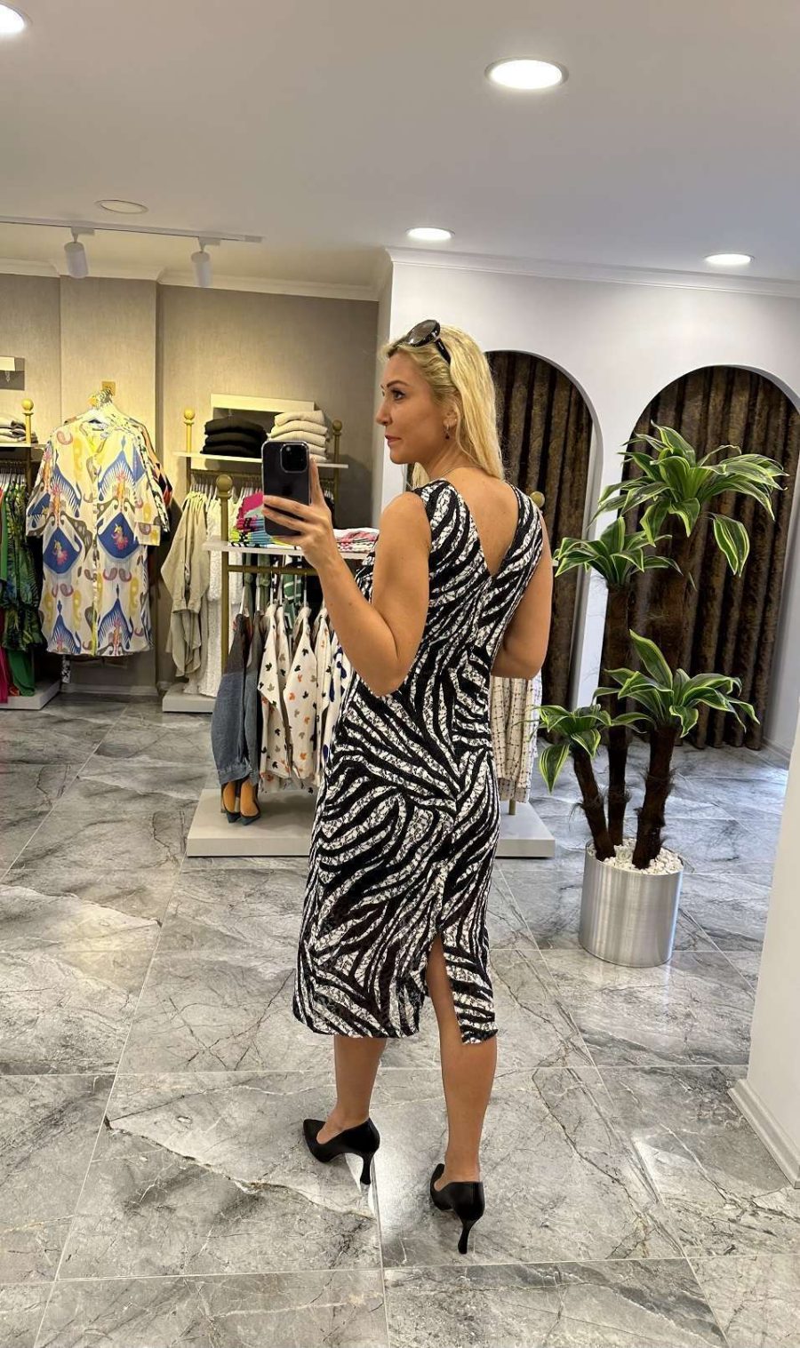 Dantel Kumaş Zebra Desen Kalem Elbise - Görsel 3